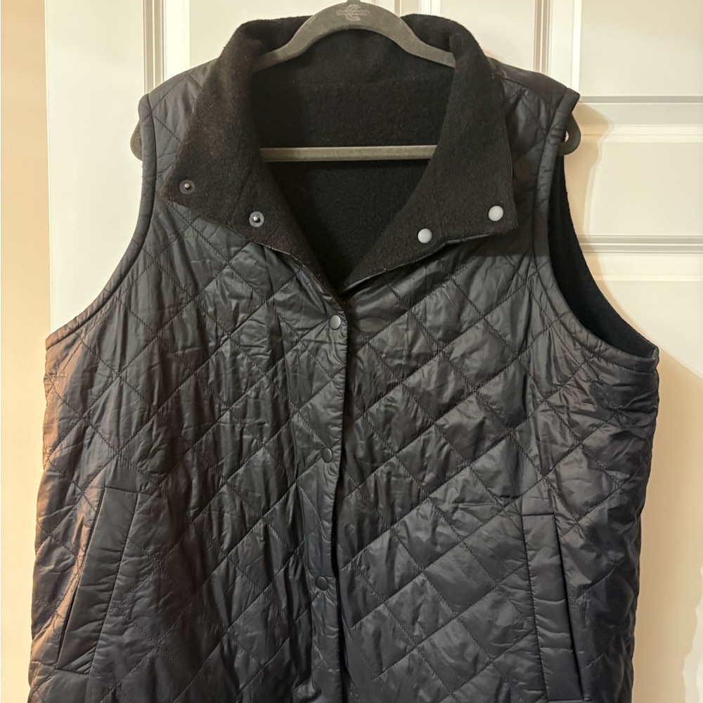 Eileen Fisher Diamond-Quilted Sleeveless Vest - Black reversible